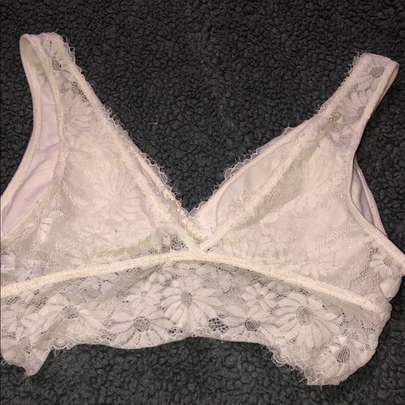 Cream white bralet🤩🤩 - Picture 3 of 3